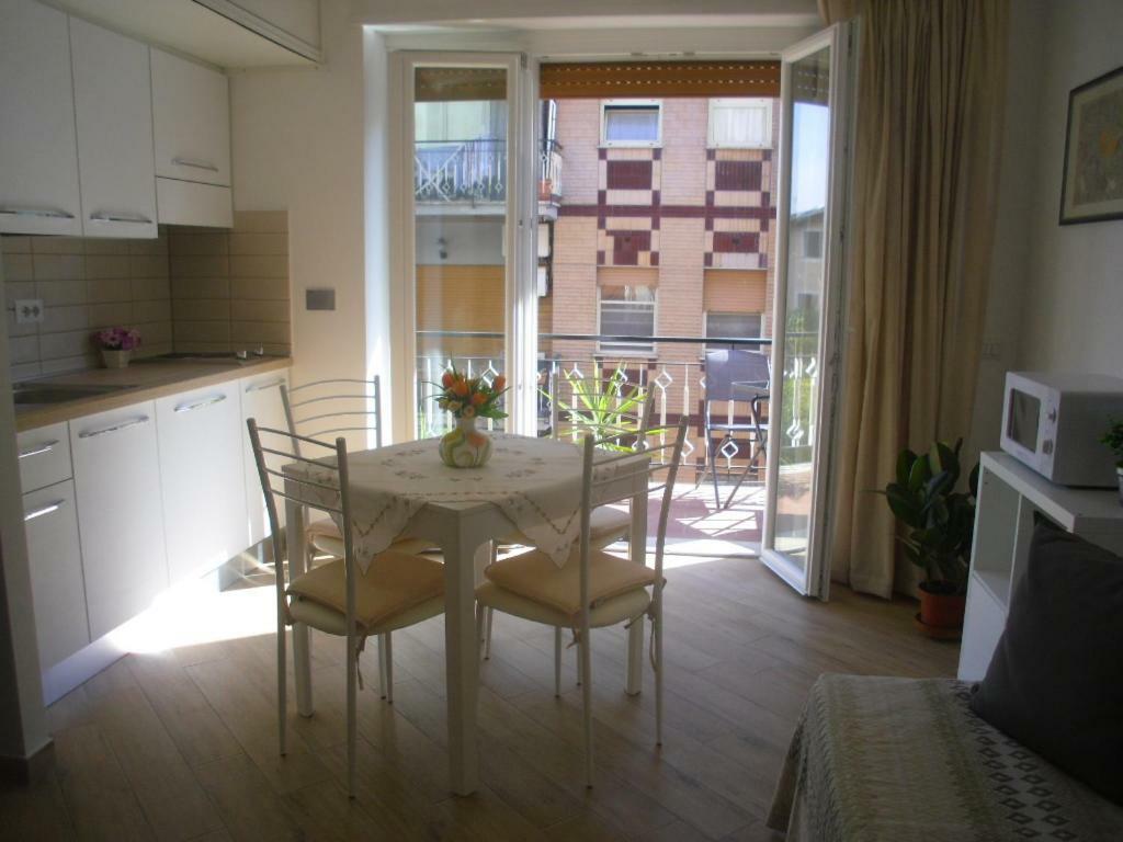 Lovely Little Apartment In Via Aurelia Roma Eksteriør bilde