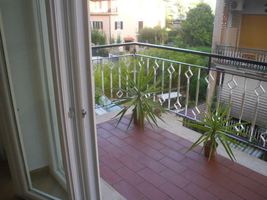 Lovely Little Apartment In Via Aurelia Roma Eksteriør bilde